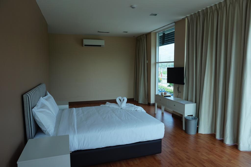 Bangi Gateway Hotel Экстерьер фото