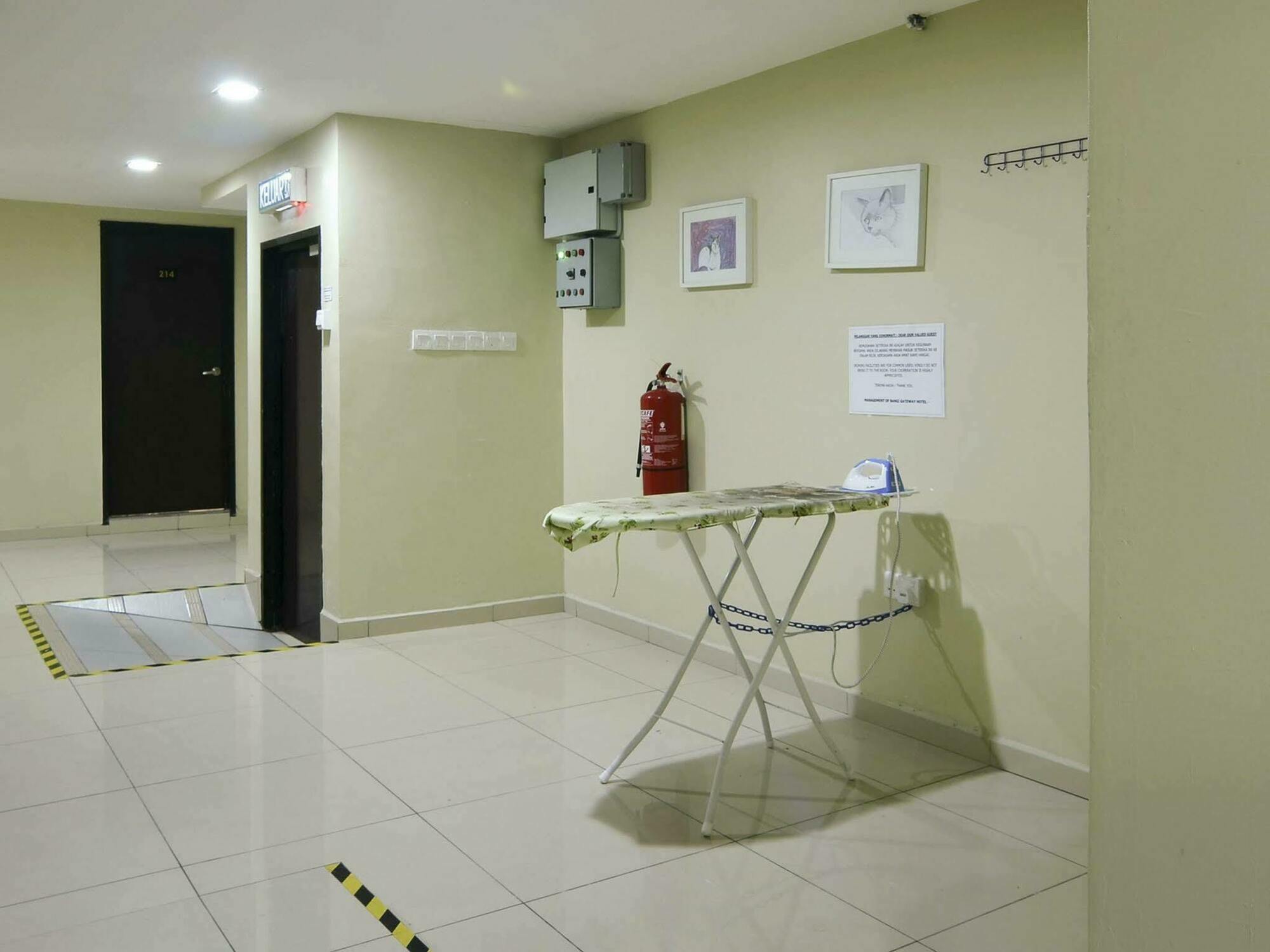 Bangi Gateway Hotel Экстерьер фото